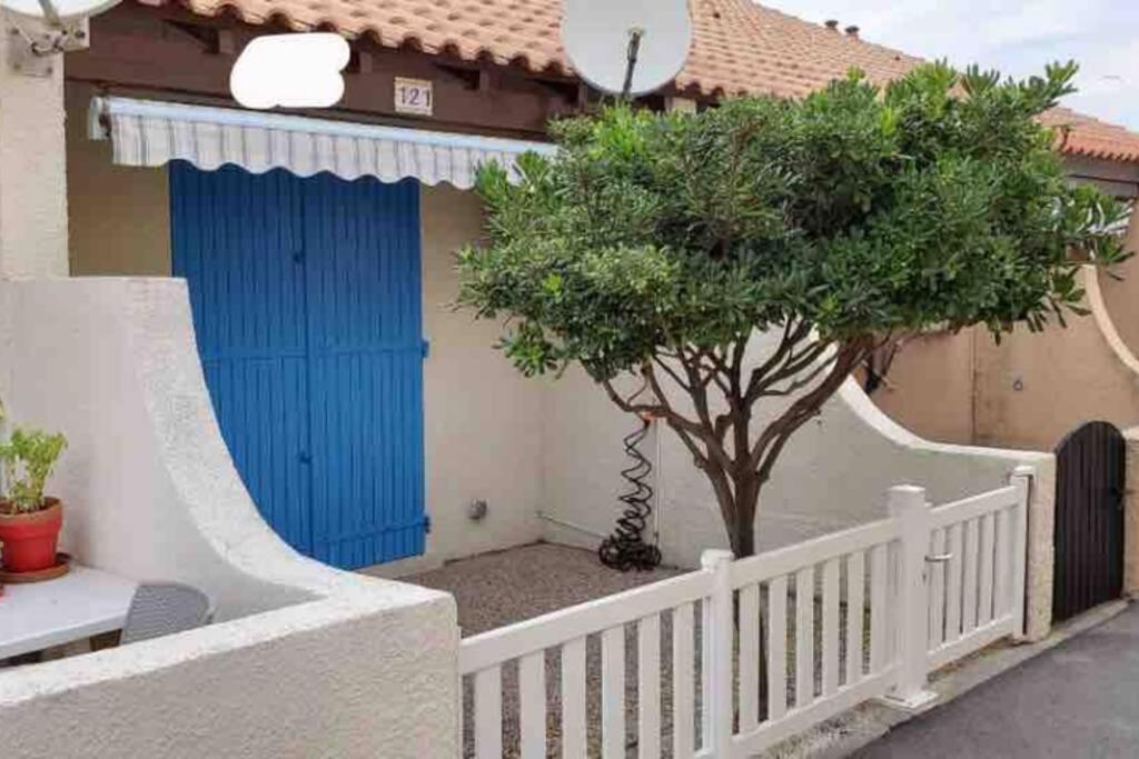 Maisonnette Climatisee Dans Residence Naturiste Льокат Екстериор снимка